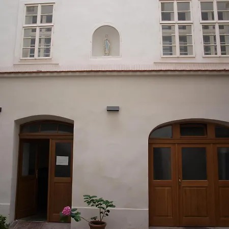 King George Apartment Praha